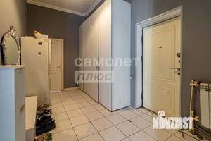 4-к квартира, вторичка, 142м2, 1/3 этаж