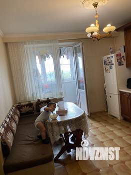 2-к квартира, вторичка, 63м2, 10/17 этаж