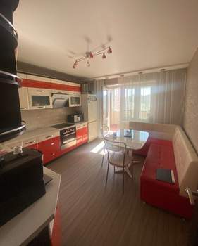 2-к квартира, вторичка, 66м2, 13/17 этаж