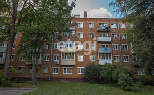 2-к квартира, вторичка, 42м2, 3/5 этаж