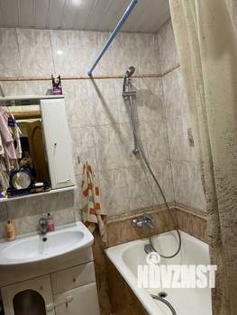 2-к квартира, вторичка, 63м2, 10/17 этаж