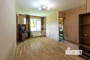2-к квартира, вторичка, 44м2, 1/5 этаж