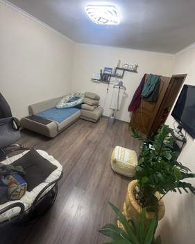 2-к квартира, вторичка, 55м2, 1/3 этаж