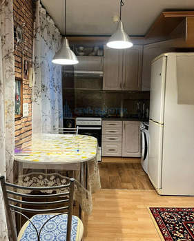 2-к квартира, вторичка, 45м2, 3/5 этаж