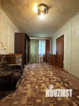 2-к квартира, вторичка, 45м2, 1/4 этаж