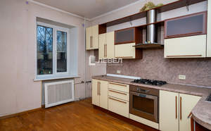 4-к квартира, вторичка, 98м2, 4/4 этаж