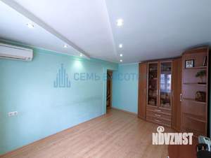 3-к квартира, вторичка, 63м2, 9/9 этаж