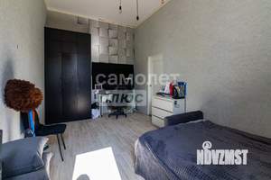 4-к квартира, вторичка, 142м2, 1/3 этаж