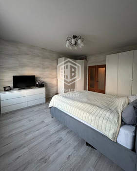 3-к квартира, вторичка, 70м2, 3/18 этаж