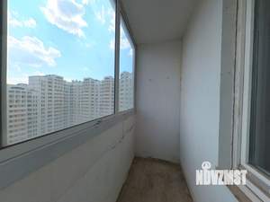 Студия квартира, вторичка, 38м2, 1/18 этаж