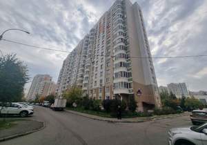 3-к квартира, вторичка, 75м2, 1/17 этаж