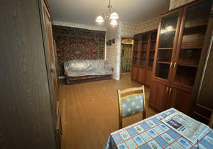 3-к квартира, вторичка, 57м2, 1/4 этаж