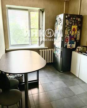 2-к квартира, вторичка, 47м2, 3/9 этаж