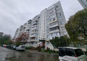 2-к квартира, вторичка, 56м2, 1/9 этаж