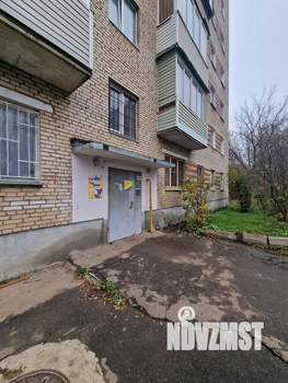 2-к квартира, вторичка, 45м2, 1/9 этаж