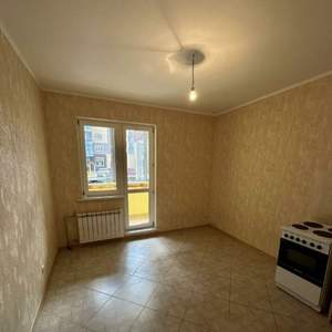 2-к квартира, вторичка, 63м2, 1/14 этаж