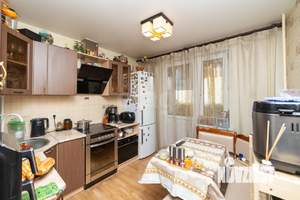 4-к квартира, вторичка, 95м2, 12/17 этаж