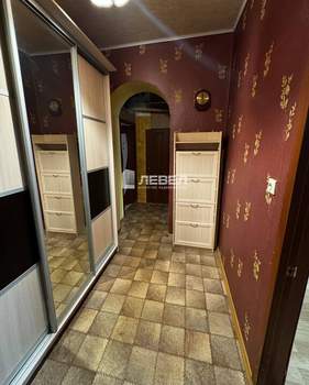 2-к квартира, вторичка, 64м2, 2/4 этаж
