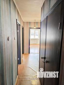 3-к квартира, вторичка, 61м2, 1/5 этаж