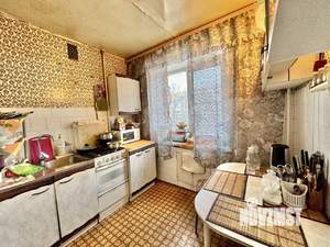 3-к квартира, вторичка, 53м2, 4/5 этаж