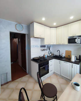 2-к квартира, вторичка, 50м2, 8/9 этаж
