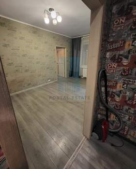 2-к квартира, вторичка, 40м2, 1/5 этаж