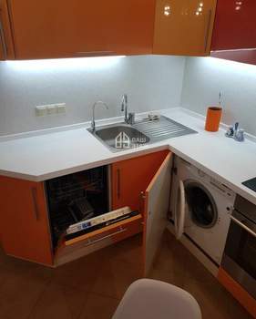 3-к квартира, вторичка, 74м2, 3/16 этаж