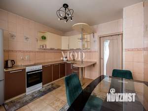2-к квартира, вторичка, 70м2, 2/17 этаж