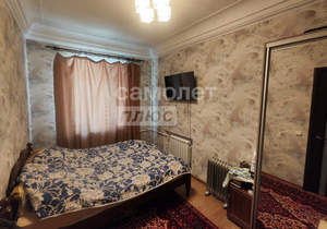 2-к квартира, вторичка, 50м2, 1/4 этаж
