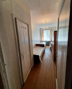 3-к квартира, вторичка, 57м2, 1/4 этаж