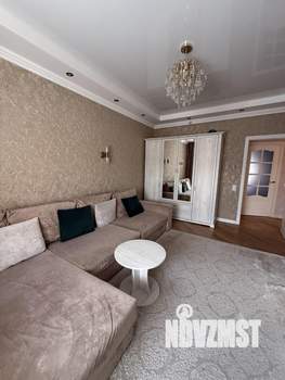 2-к квартира, вторичка, 56м2, 10/18 этаж