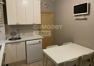 2-к квартира, вторичка, 53м2, 1/9 этаж