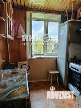 2-к квартира, вторичка, 45м2, 5/5 этаж