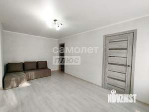 2-к квартира, вторичка, 43м2, 1/5 этаж