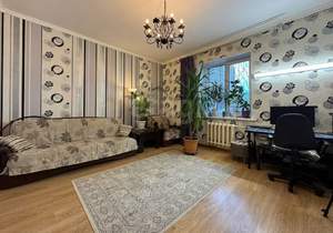 2-к квартира, вторичка, 63м2, 1/2 этаж