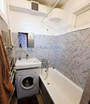 2-к квартира, вторичка, 45м2, 1/5 этаж
