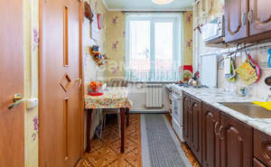 3-к квартира, вторичка, 74м2, 4/4 этаж