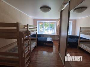 2-к квартира, вторичка, 45м2, 1/5 этаж