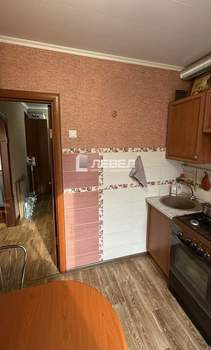 2-к квартира, вторичка, 38м2, 5/5 этаж