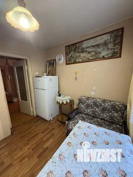 2-к квартира, вторичка, 52м2, 1/9 этаж