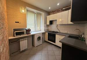 3-к квартира, вторичка, 55м2, 2/4 этаж