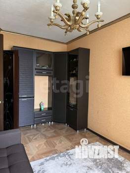 2-к квартира, вторичка, 44м2, 1/4 этаж