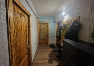 2-к квартира, вторичка, 46м2, 1/5 этаж