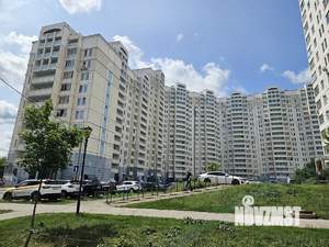 3-к квартира, вторичка, 70м2, 2/18 этаж