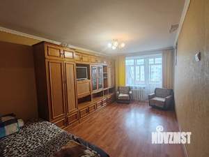2-к квартира, вторичка, 42м2, 8/9 этаж