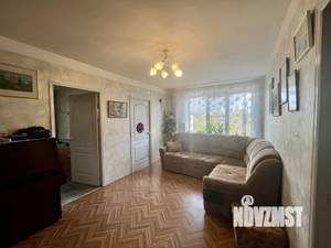 4-к квартира, вторичка, 62м2, 5/5 этаж