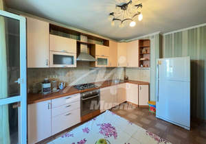 3-к квартира, вторичка, 75м2, 2/10 этаж