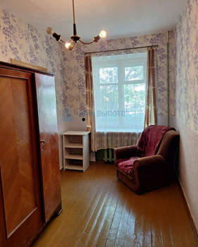 3-к квартира, вторичка, 57м2, 1/4 этаж