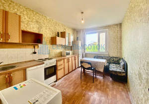 4-к квартира, вторичка, 100м2, 3/12 этаж