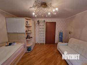 2-к квартира, вторичка, 56м2, 1/9 этаж